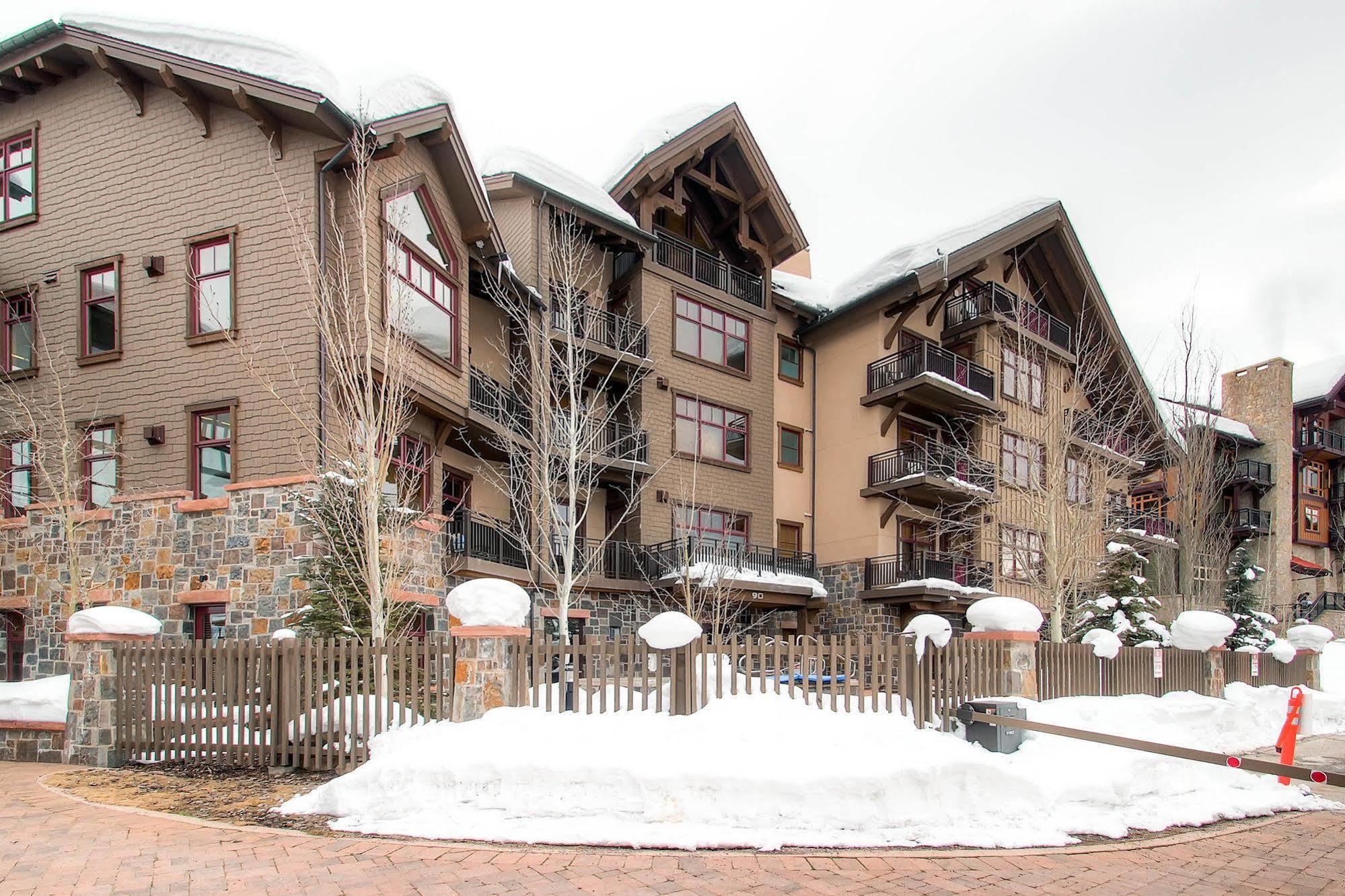 Capitol Peak Lodge By Snowmass Mountain Lodging Сноумасс Виллидж Экстерьер фото